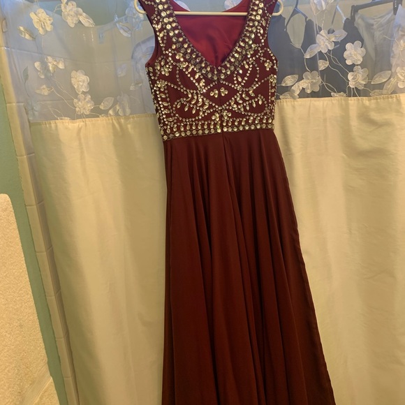 Prom Dress - Picture 3 of 6